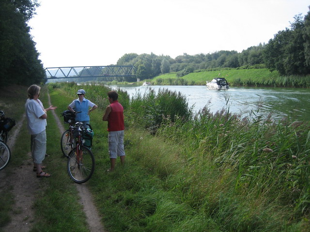 Am Mittellandkanal!