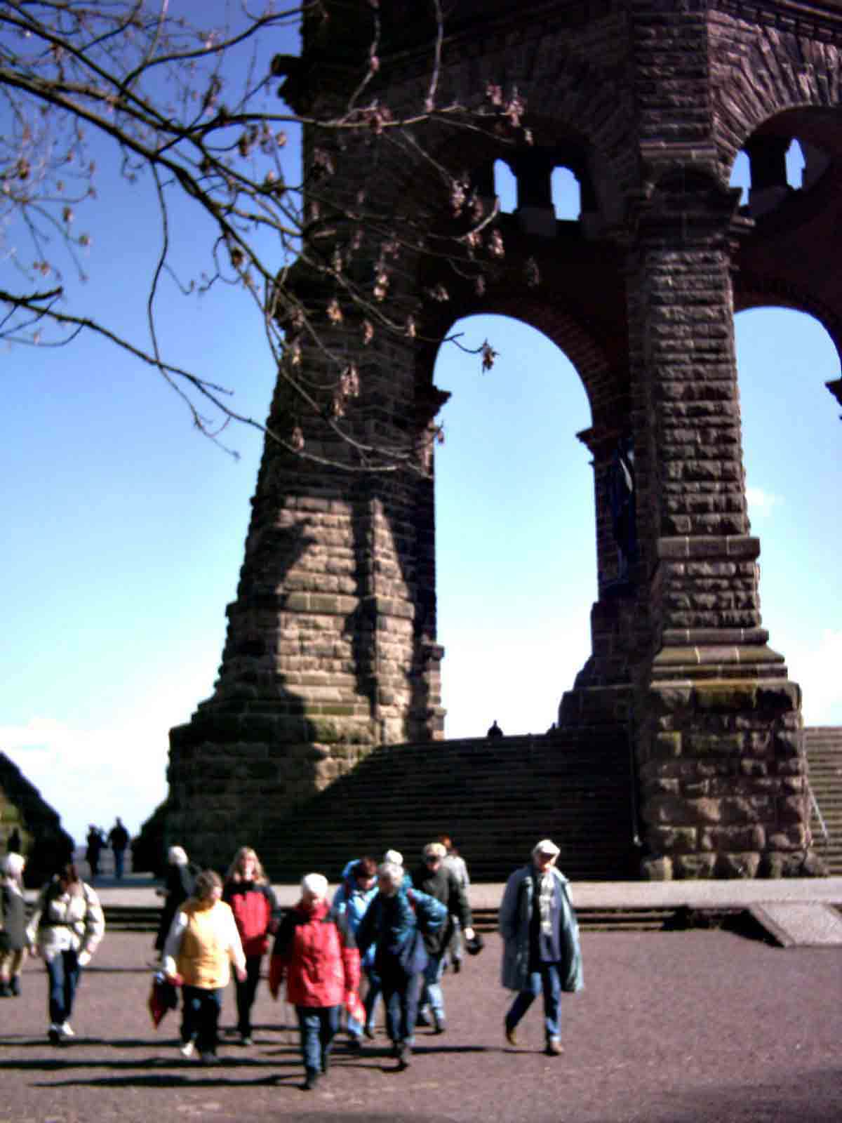 Auf Wiedersehen Kaiser-Wilhelm-Denkmal!